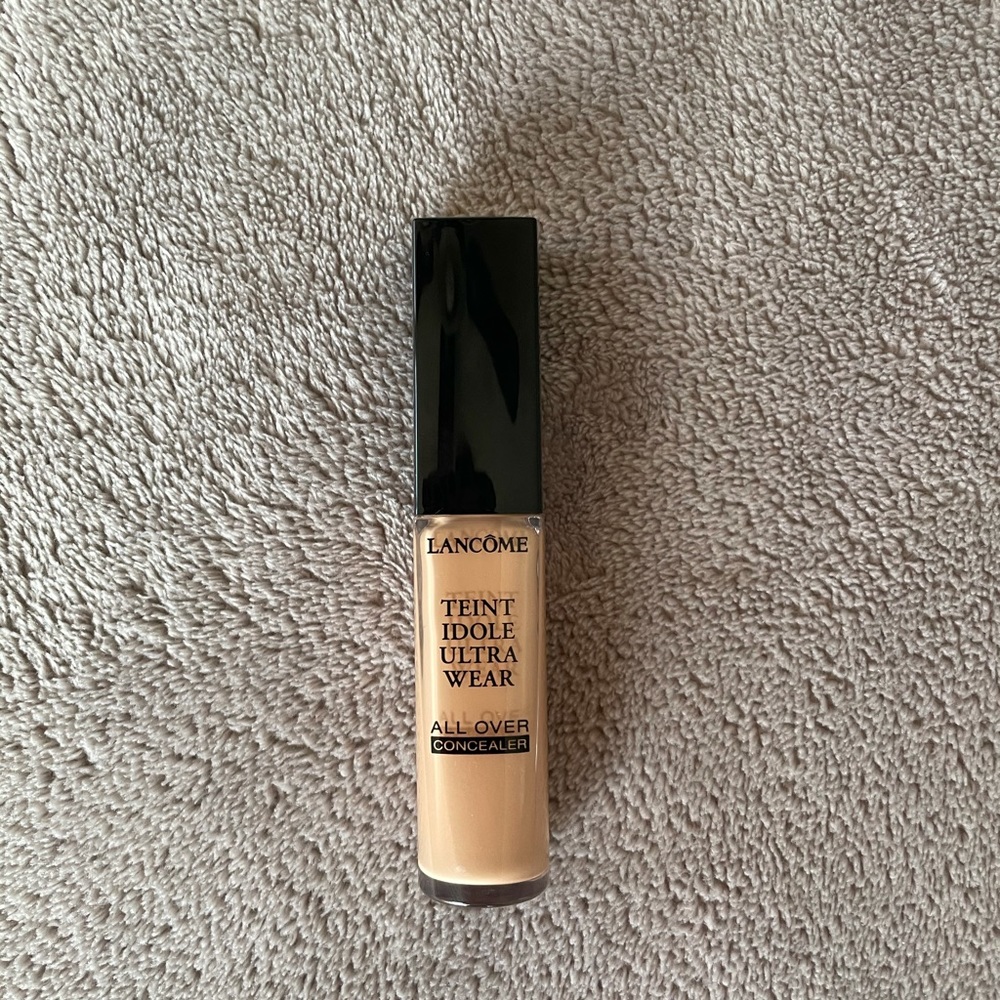 Lancome Teint Idole Ultra Wear concealer